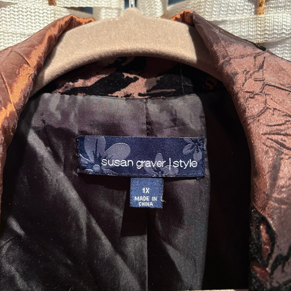 Susan Graver Bronze Floral Jacket - Picture 5 of 6